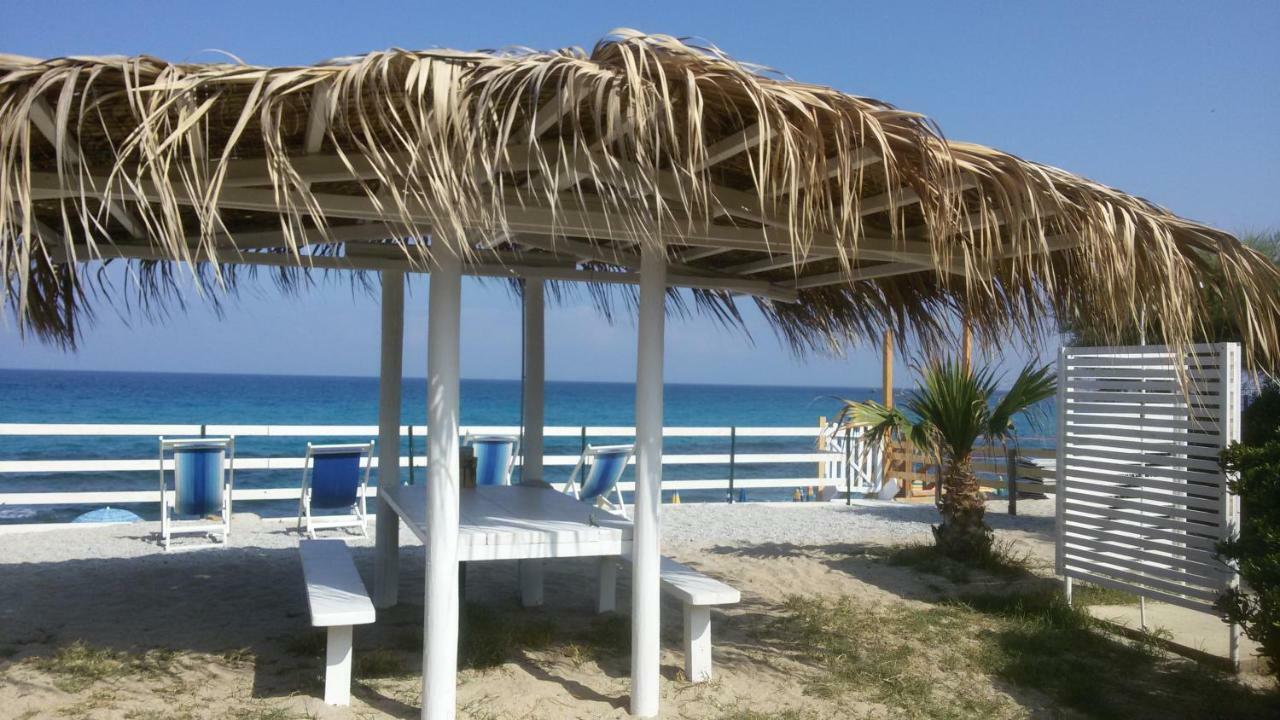 Villetta Sul Mare Капо Ватикано Екстериор снимка