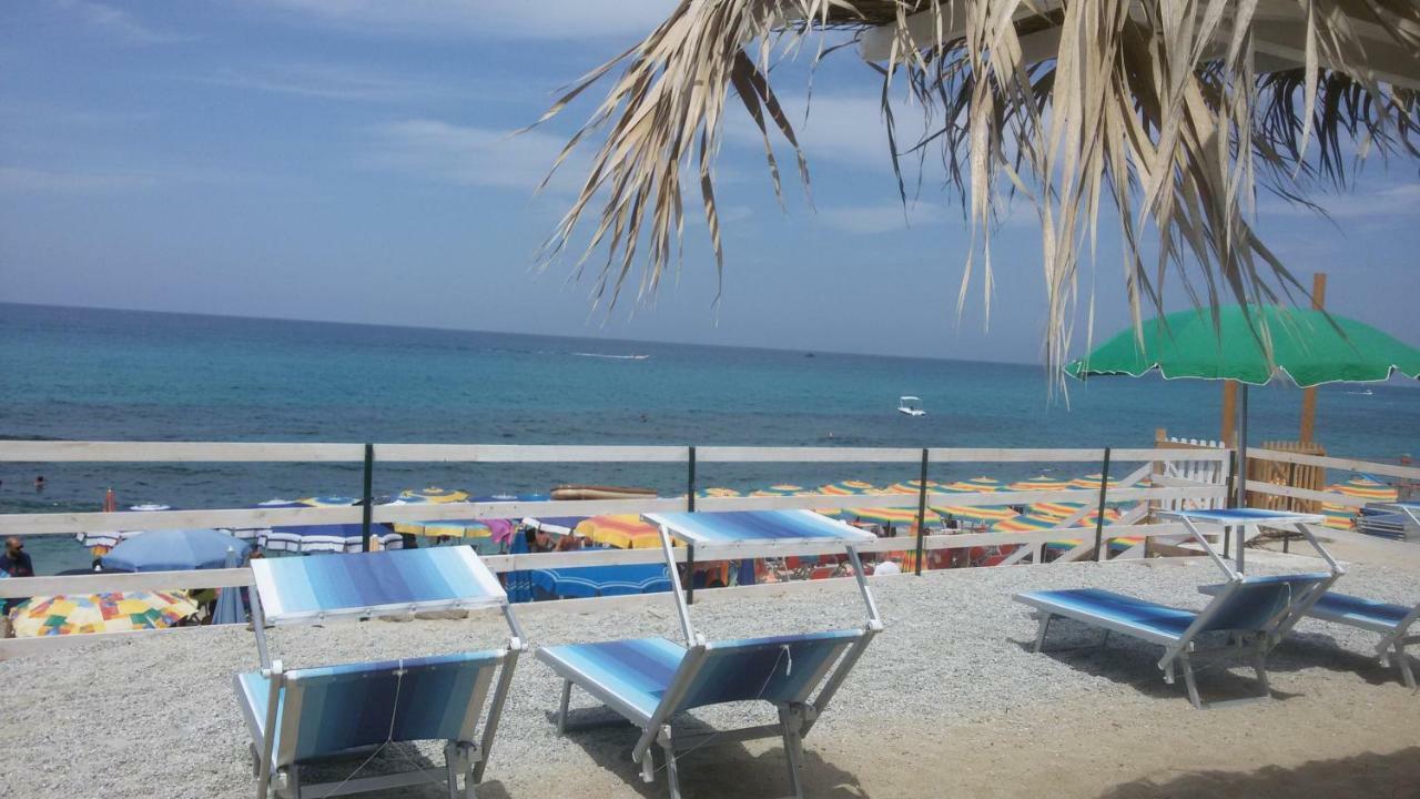 Villetta Sul Mare Капо Ватикано Екстериор снимка